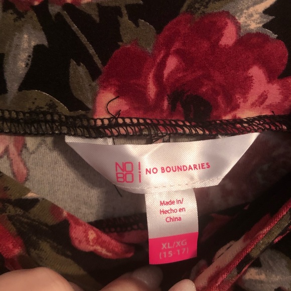 No Boundaries Floral Flare Pants - Picture 3 of 3